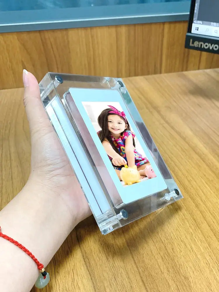 🖼️ Zoeydam 5-Inch Acrylic Digital Photo Frame – Built-in 4GB Memory | Crisp Display | Compact & Stylish SKYNIX